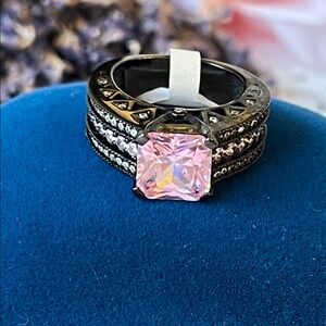 Elegant Pink Stone Women's Ring Size 6